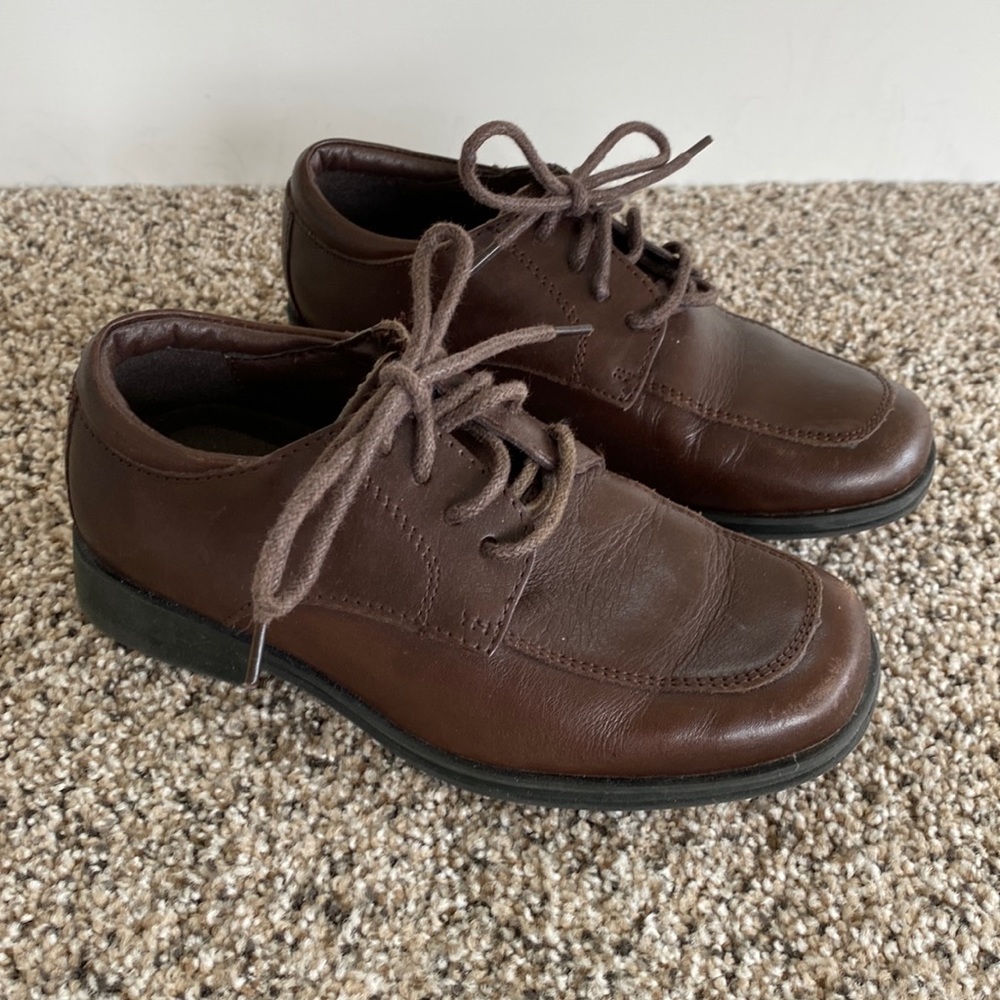Boys 10.5 Kenneth Cole Brown Leather Dress shoes